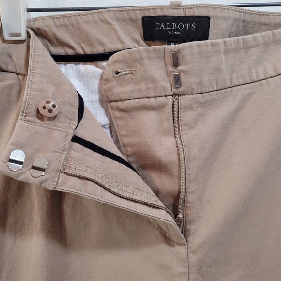 Talbots Shorts Womens 18W Tan Beige  Chino Bermuda Twill Stretch Pockets Casual - Picture 5 of 13